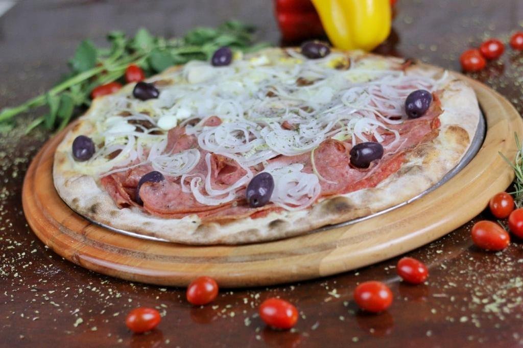 Pizza de calabresa